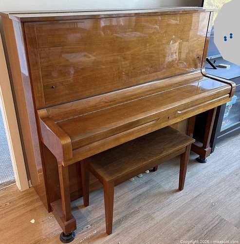 Sonjin DW-7A Upright Piano - Natural Wood Lacquered Finish (1 of 5)