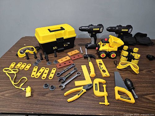 Mixed Kids Toy Tool & Vehicle Set with Goggles and Binoculars (1 of 5)