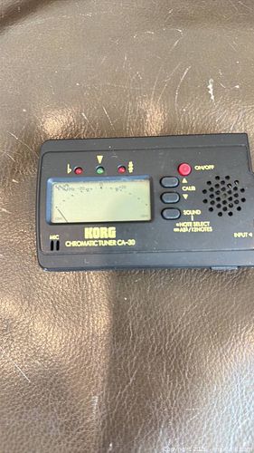 Korg CA-30 Chromatic Tuner Black (1 of 3)