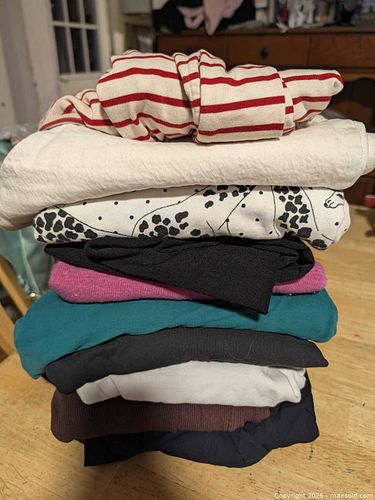 Women's Assorted Clothing Lot - 10+ Mixed Tops, Sweaters, Jeans (1 of 4)