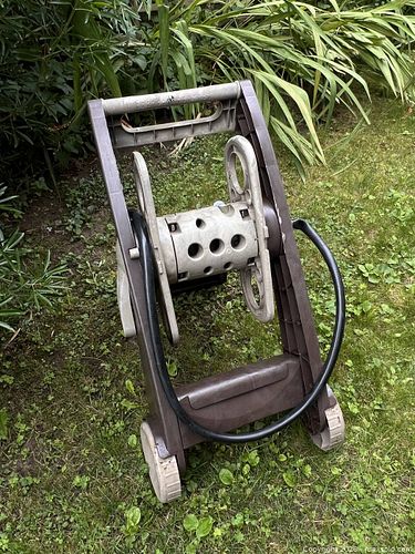 Rolling Mobile Hose Reel Cart (1 of 3)