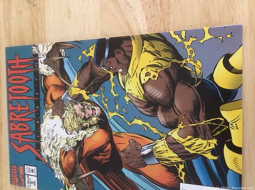 Sabretooth / Luke Cage Comic Book (Marvel) (1 of 3)