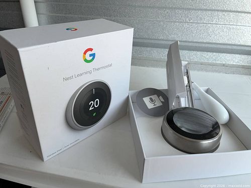 Google Nest Learning Thermostat (3rd Gen) - Stainless Steel (1 of 5)
