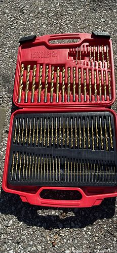 Handyman (case logo) 115-Piece Titanium HSS Drill Bit Set (1 of 5)