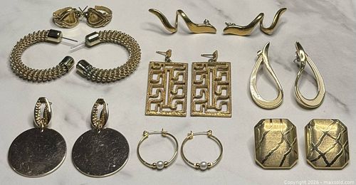 Vintage Earrings Mixed Styles Lot of 8 Pairs  (1 of 5)
