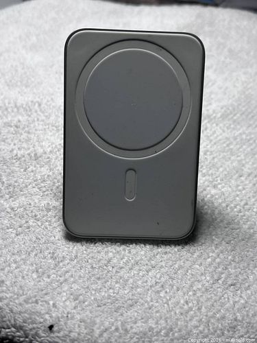 Lot #69 (1 of 9)