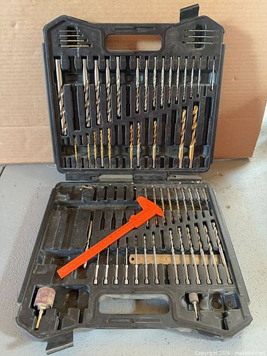 Unbranded Drill & Driver Bit Set with Sanding/Rotary Accessories and Case (1 of 3)