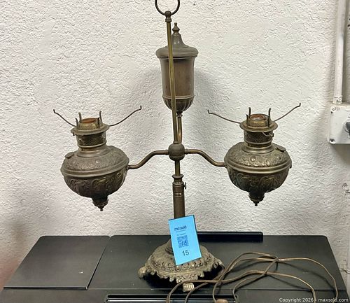 Lot #15 (1 of 20)