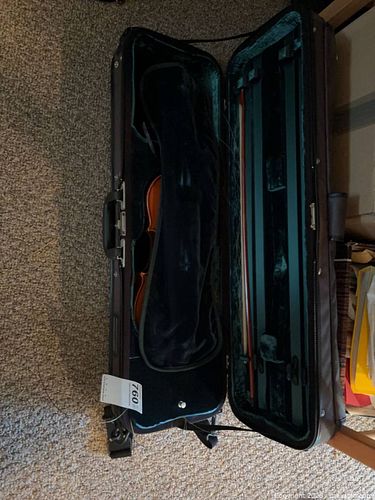 4/4 Violin, Antique Brown/Amber, Case, Bow, Extra Strings (1 of 7)