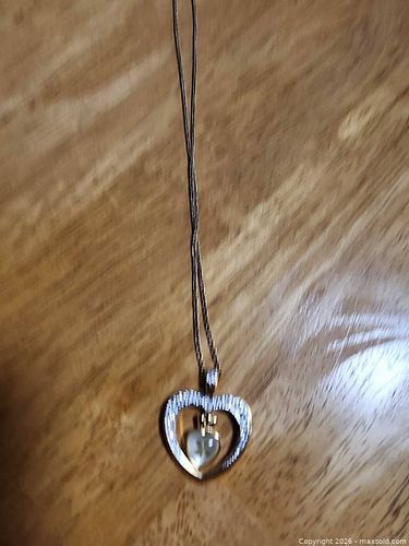Gold-Tone Heart Pendant Necklace with Rhinestones (1 of 3)