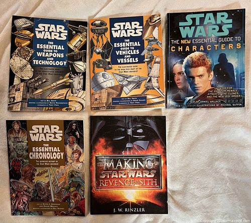 Star Wars Large Soft Cover Book Lot  (1 of 7)