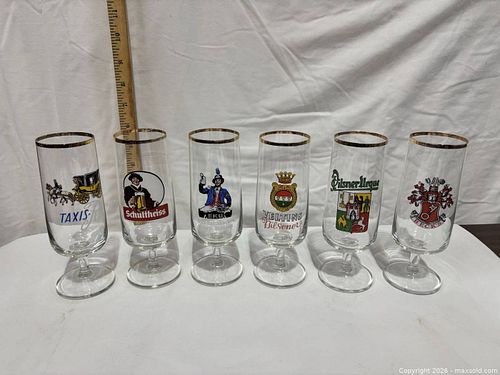 Set of 6 Footed Stem Pilsner / Beer Glasses with Gold Rim (1 of 5)