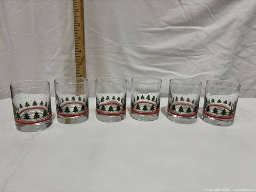 Set of 6 Holiday Christmas Shot Glasses - Green/Red/Clear (1 of 3)