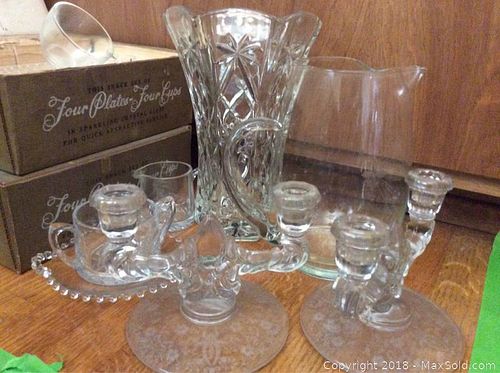 Lot #0684 (1 of 5)