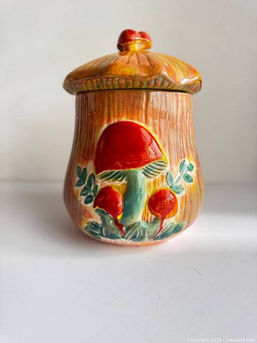 Lot #18 (1 of 5)
