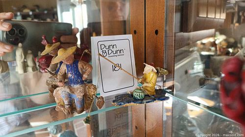 Vintage Figurines A (1 of 6)