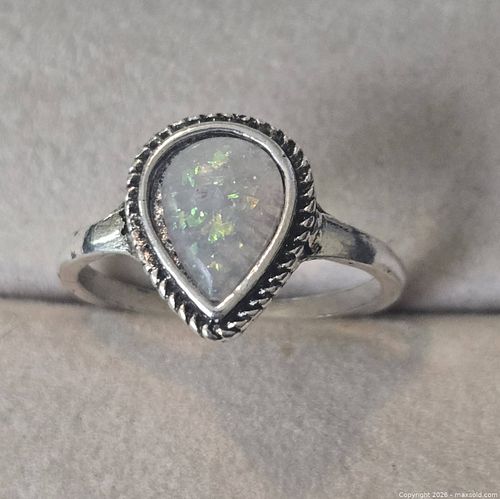 Silver-Plated Boho Ring with Pear Opal, Size 8.5 (1 of 2)