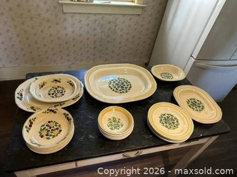 ANTIQUE CHINA (1 of 8)