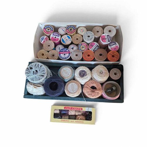 Vintage Sewing Lot (1 of 3)