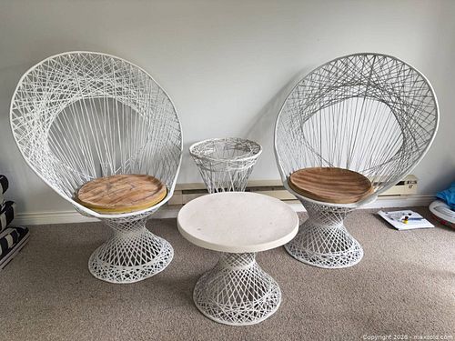 FOUR-PIECE VINTAGE WHITE WOVEN WIRE OUTDOOR FURNITURE SET  (1 of 6)