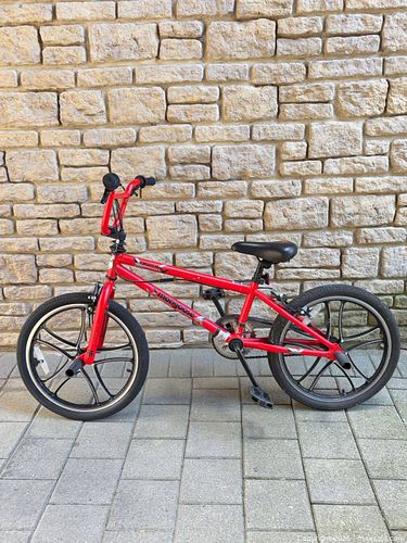 MONGOOSE CRUSH 20-INCH MAG-WHEEL BMX TRICK BICYCLE (1 of 10)