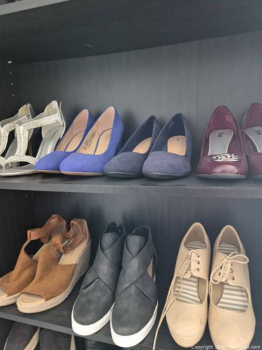 Lot #49 (1 of 8)