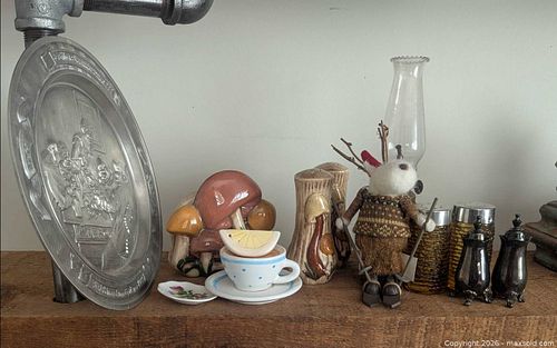 Trinkets Lot - A (1 of 6)