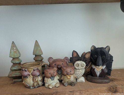 Trinkets Lot - B (1 of 8)