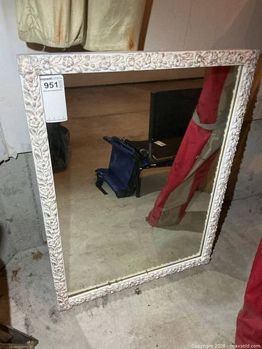 Lot #951 (1 of 3)