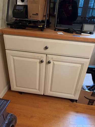Rolling KraftMaid Kitchen Island - Wood Top C (1 of 14)