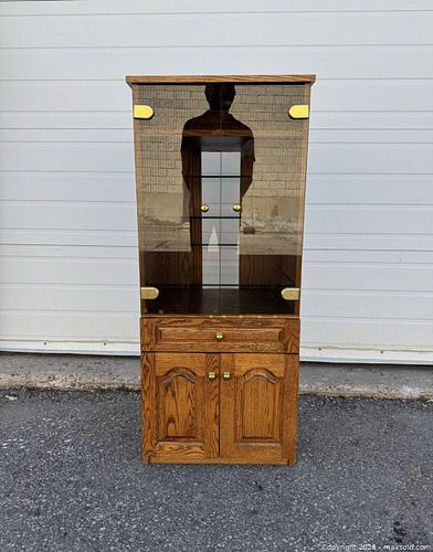 Lot #60 (1 of 8)