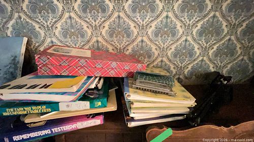 Musical Lot: Junior Bagpipes, Harmonica, Sheet Music (1 of 17)