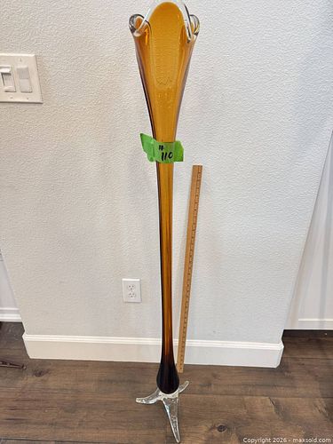 Lot #110 (1 of 13)