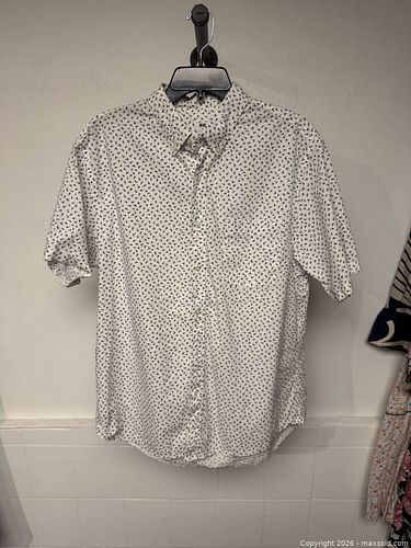 Uniqlo shirt (1 of 3)