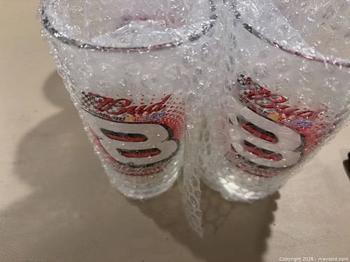Budweiser NASCAR Racing Pint Glasses, Set of 6 (1 of 5)
