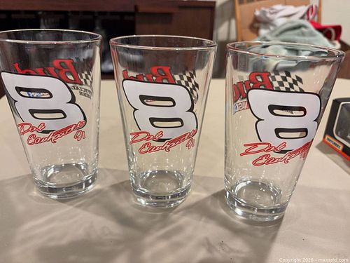 Dale Earnhardt Jr. NASCAR Pint Glasses (Set of 4) & Wall Clock (1 of 4)