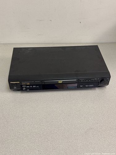 Panasonic DVD-RV31 DVD Player (Black) (1 of 6)