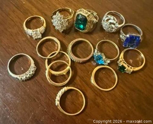 Costume Jewellery Rings (1 of 8)