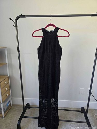En Focus Studio Black Lace Sleeveless Maxi Dress – Size 4 (1 of 5)