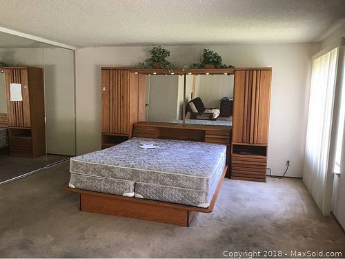 Lot #0273 (1 of 11)