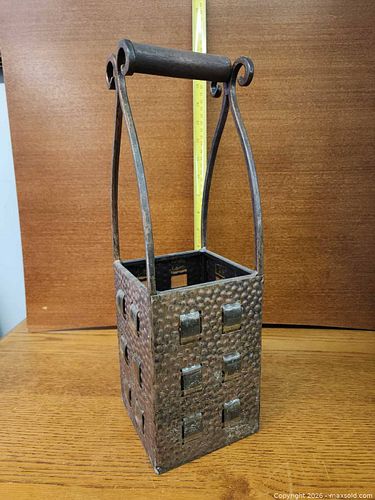Lot #47 (1 of 4)