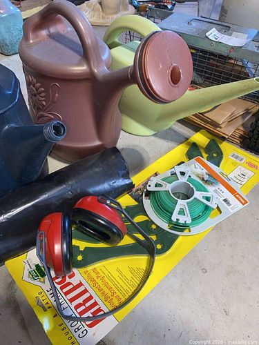 Garden Tools B (1 of 8)