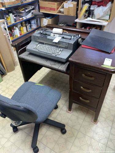 Vintage Mid-Century Mahogany Desk with Rolling Chair D (1 of 12)