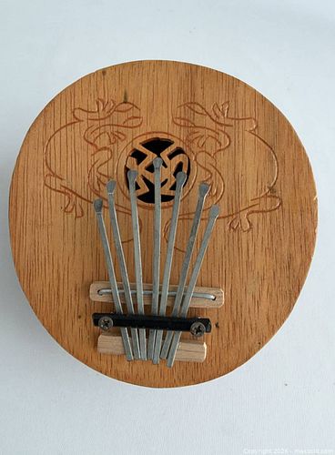 Coconut Shell Kalimba Thumb Piano – 7-Key Musical Instrument (1 of 5)