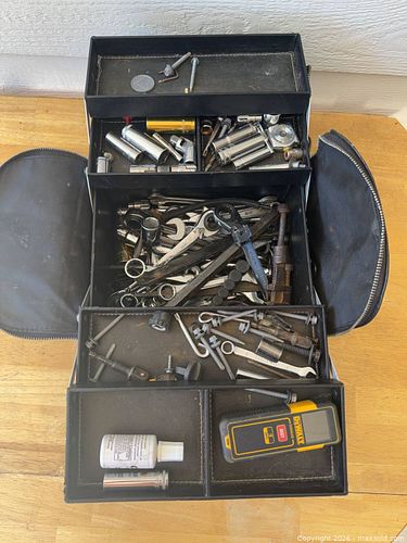 DEWALT & Assorted Hand Tool Set in Zippered Soft Case (1 of 4)