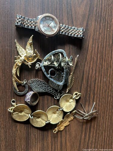 Costume Jewelry K   (1 of 1)