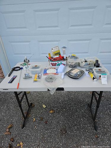 Mixed Small Hardware Lot: Nails, Screws, Hooks, Blades (1 of 11)