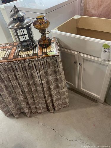 White Painted 24" W Bathroom Vanity Cabinet (No Countertop) (1 of 17)