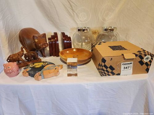Wooden Animal Sculptures, Bowl, Timer, Jars & Bookends (1 of 20)