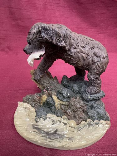 Lot #32 (1 of 4)